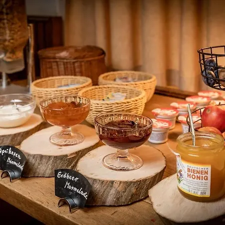 Waldhotel&restaurant Stieglitzenkrug Feldberger Seenlandschaft