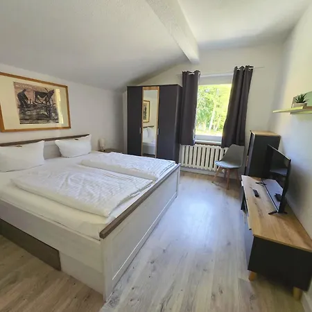 Waldhotel & Restaurant Stieglitzenkrug Szálloda *