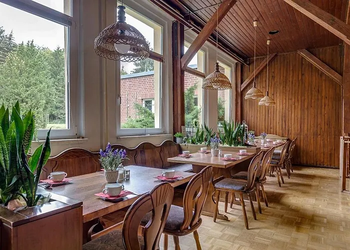 Hotel Waldhotel & Restaurant Stieglitzenkrug Feldberger Seenlandschaft